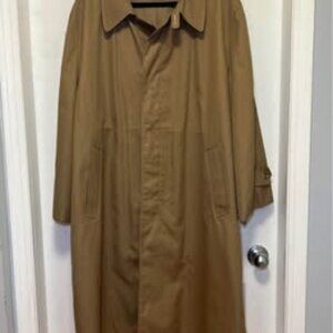 Vintage Nordstrom Trench coat.  Size Large.